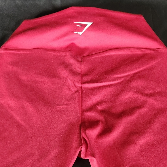 Women's Gymshark Rose 🌹 Shorts Small Seamless High Waist NWT - Picture 2 of 5